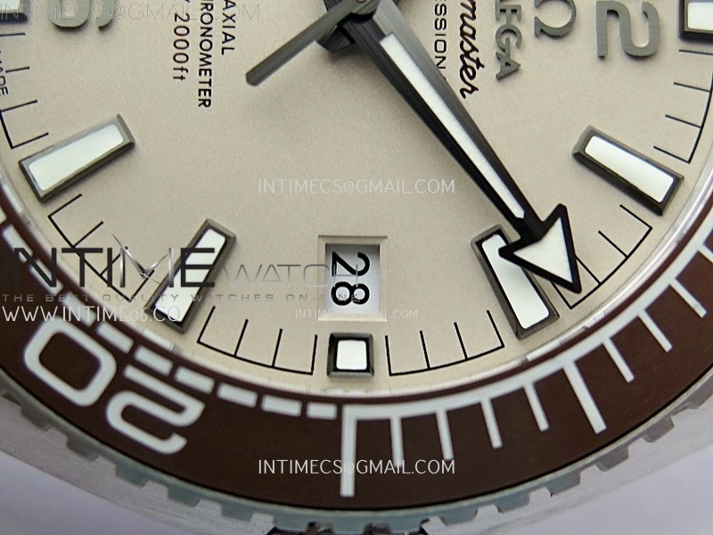 Planet Ocean 600M 43.5mm Bronze Color Ceramic Bezel SS VSF 1:1 Best Edition Sand-Blasted Beige Dial and Rubber Strap A8900